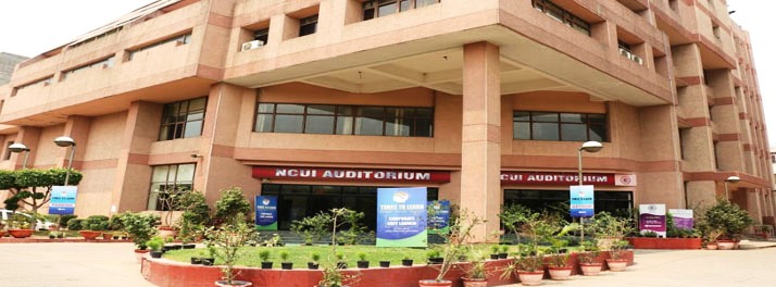 2264/NCUI Auditorium & Convention Centre - New Delhi 02.jpg